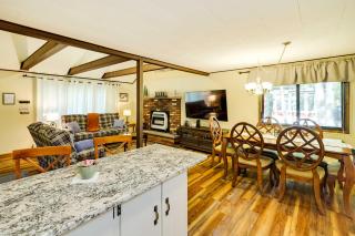 Hike, Swim, Ski and More Home in Arrowhead Lakes! - Pocono Lake - 3