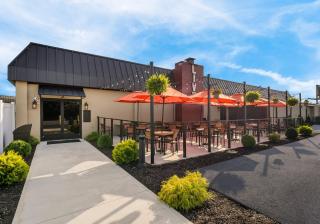 Red Roof Inn Reading - 2