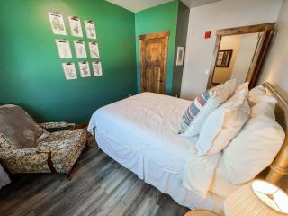 Happy Trails Condo - 1