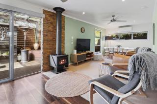 Goughs Hideaway - Goughs Bay - 3