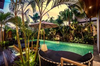 Luxury 6BR Villa, 400m to Canggu's Finns Beach - Canggu - 2