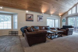 Tahoe Vista Home w/ Spa close to Northstar & Lake - 8