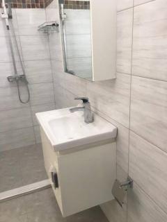 3 bedroom Apt with pool & close to the beach. - 2