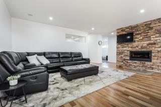 Luxe Home by the BnB Collection - Lower King - 5