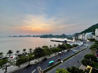 Manh Vuong Hotel CatBa - Cát Bà - 2