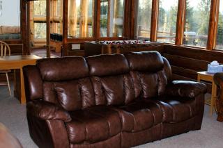 Bear Den Vacation Home - 1