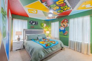 Thematic House w Private Pool SPA Game Room - 0