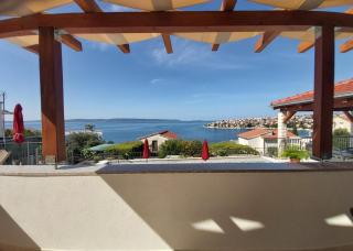 Stunning sea view apartment with infinity swimming pool a1 - Trogir - 0