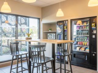 B&B HOTEL Saint-Martin-de-Crau Alpilles Camargue - 1