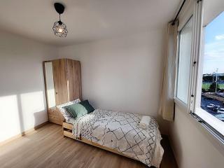 Appartement Spacieux et Rénové - Neuilly-sur-Marne - 6