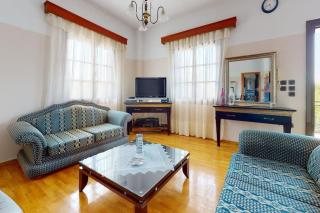 Villa Pappas - - 7