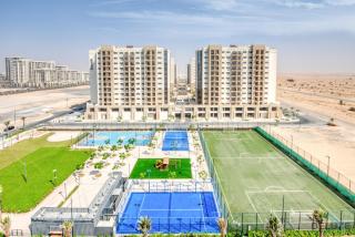 Immaculate 1BR at UNA Town Square Dubailand by Deluxe Holiday Homes - Dubai - 5