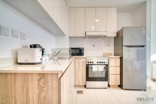 Immaculate 1BR at UNA Town Square Dubailand by Deluxe Holiday Homes - Dubai - 8