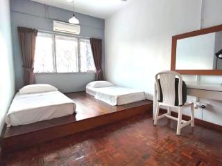 Knocknock 70s Home - Jonker Parking 5R4B 10-18pax - Melaka - 1