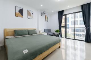 9 LIGHT APARTMENT - 6