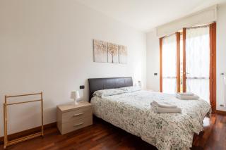 Casty Sweet Home - MM3 Comasina free private parking - Milan - 7