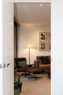 Fantastic Views at Luxury Prima Pearl Tower - 3