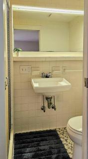 Modern 4BDRM West Hartford Home In Great Location! - West Hartford - 7