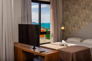 Aion Suites 303 – Lindo apartamento com Vista para o Mar, a 60m da Praia de Bombinhas, com Piscina e Academia no Rooftop. - Bombinhas - 3