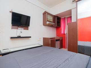 Apartemen Green Lake View Ciputat by Alfa Rooms - 3