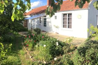 Gîte de vacances avec jardin arboré - 0