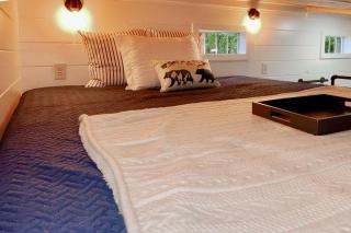 Cozy Lakeview Cottage - Mills River - 3