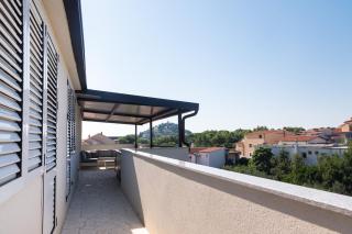 Apartments Ideal Holiday - Tribunj - 1