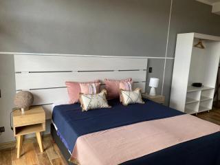 Las Piedras VIP Lodging - 1