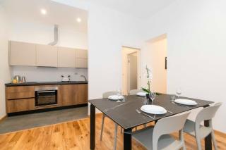Cenisia District Perosa Roomy Flat - Turin - 5