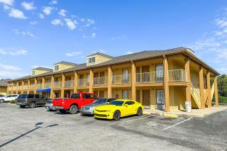 Bonita Lakes Inn by Capital O Meridian I20 - 9
