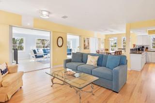Murmond- Captiva Home - 1