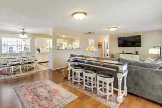 Hot Tub and Fire Pit Serene Clifton Retreat! - 7