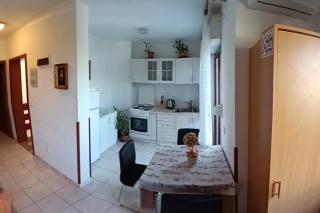 Apartments Bilo near Primošten - Primošten - 8