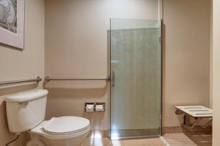 Dimond Center Hotel - 9