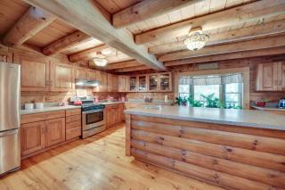 Secluded Broken Bow Cabin with Fire Pit and Deck! - Broken Bow - 2