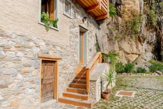 Green Chalet Scalotta - Private Garden with Jacuzzi and Spa - Dervio - 2