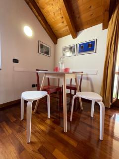 The Pretty Attic - Milan - 1