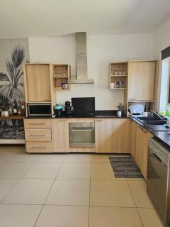 Private Secured 4 Bedroom Villa - Grand Baie - 2