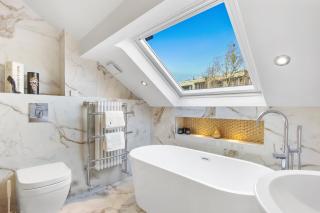 Stunning 3 Bed Duplex Apartment in the heart of West Hampstead - 7