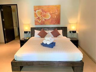 Olive 2 Beds Beachfront Condo Resort - 1
