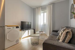 Charming 2 Bedroom Apartment at Iconic Triana neighborhood by OCityzen - Sevilla - 8