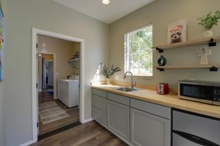 Pet-Friendly Stevensville Home with Mountain Views! - 2