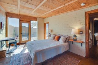 Adobe Cottage w/ Patios in South Santa Fe - 1