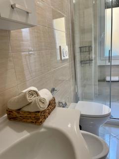 Guest House (15 min metro dal Duomo) - Milano - 3