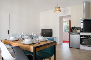 Magnifique T2 classé trois étoiles, hypercentre Rochefort, arrivée autonome - 9