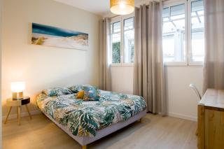 Magnifique T3 totalement rénové, hypercentre Rochefort, arrivée autonome ! - 5