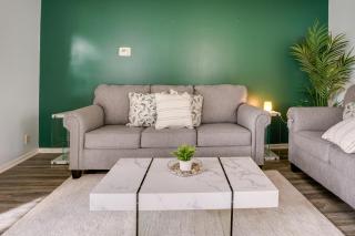 Cozy Minneapolis Duplex - 10 Mi to Downtown! - Minneapolis - 4