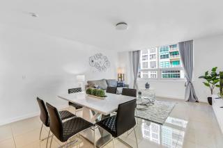 Modern 2-BD Condo in The Heart of Midtown Miami - 7