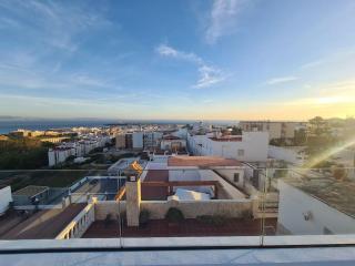 Cheerful 5-bedroom home with unique rooftop views - Tarifa - 1
