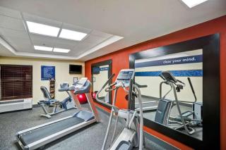Hampton Inn Albany-Wolf Road - Albany - 2